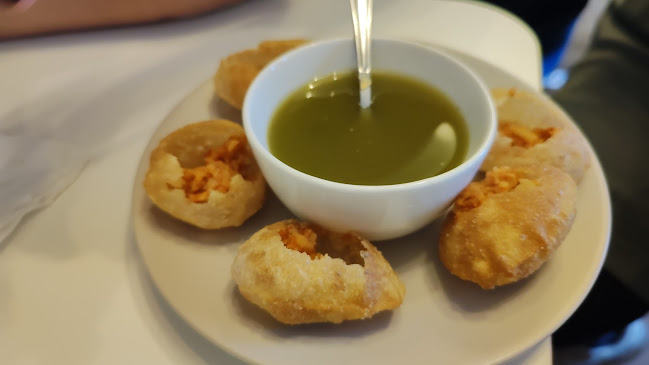 Opinii despre INDelicious Indian Street Food Bistro în Praha - Gastronomie a pohostinství