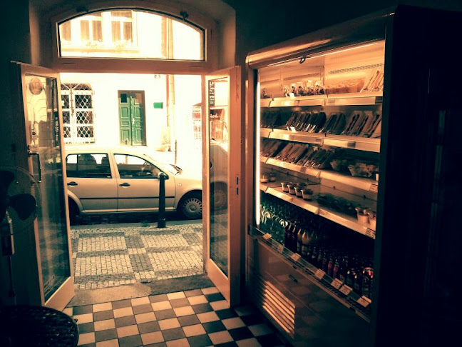 Tržiště 371/3, 118 00 Malá Strana