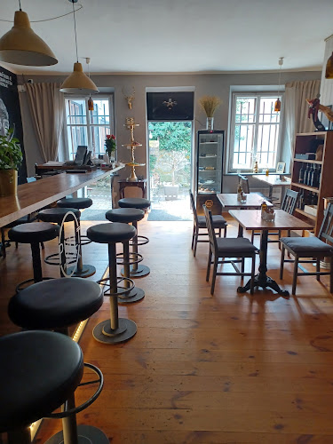 Opinii despre Pullt în Trutnov - Gastronomie a pohostinství