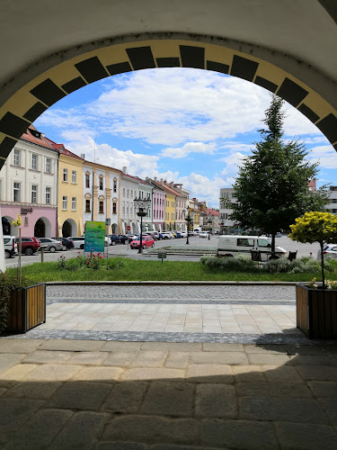 Velké nám. 40/25, 767 01 Kroměříž 1