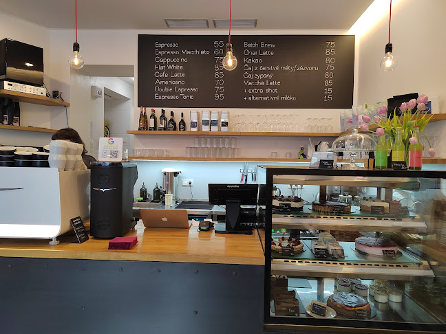 Ovenecká 1072/17, 170 00 Praha 7-Holešovice