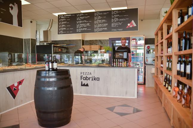 Comentarii opinii despre Pizza Fabrika