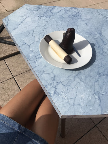 Cukrárna a lahůdky IVA - Gastronomie a pohostinství