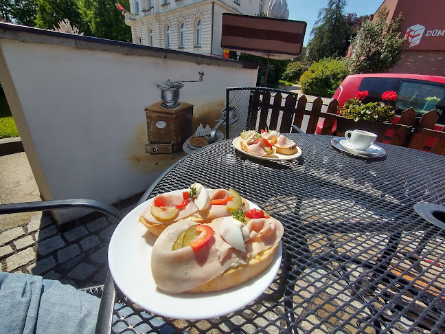 Opinii despre Café Nostalgie în Krásná Lípa - Gastronomie a pohostinství