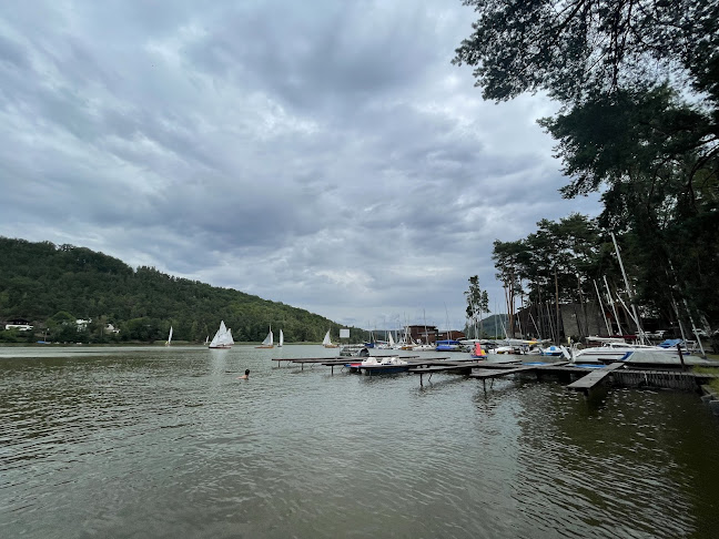 Turnovská pivnice Nad Jezerem - Gastronomie a pohostinství