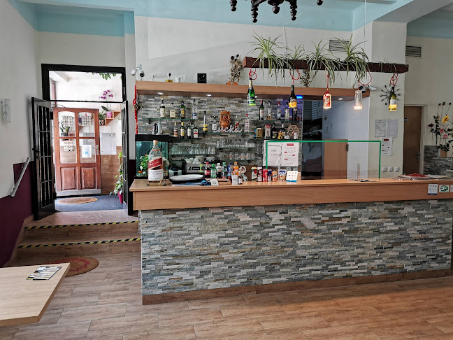 Opinii despre Lucky Cina în Praha - Gastronomie a pohostinství