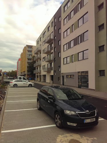 Opinii despre Vinotéka - Roman Nimmertondl în Pardubice - Gastronomie a pohostinství