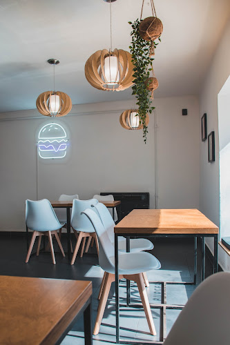 Drive Burgers - Gastronomie a pohostinství