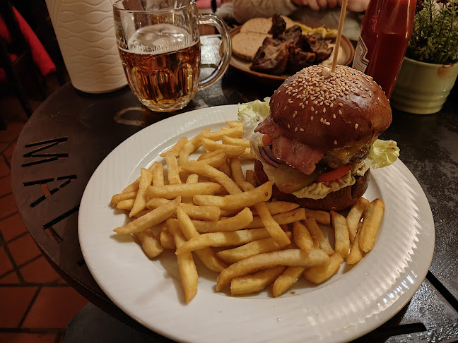 Opinii despre Nicolas bar & restaurant în Malá Strana - Gastronomie a pohostinství