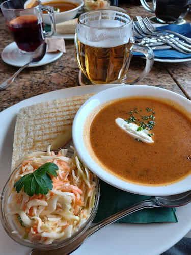 Opinii despre Lobkowicz Palace Restaurant & Café în Praha - Gastronomie a pohostinství