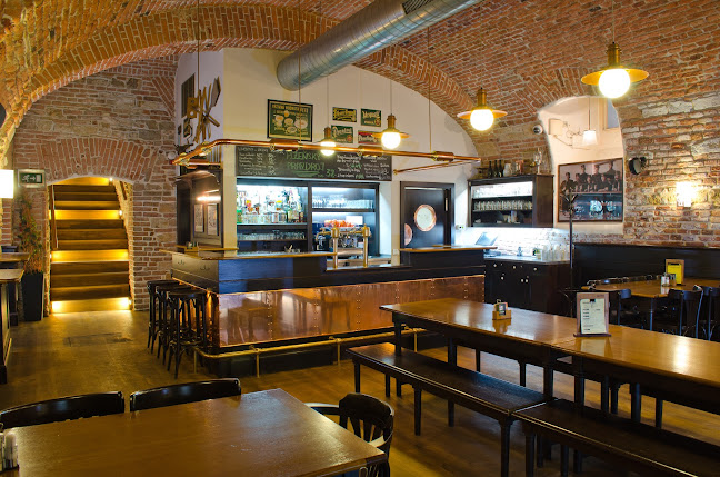 Malostranské nám. 35, 118 00 Malá Strana