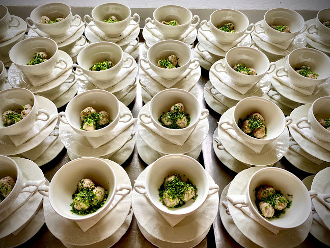 BOHEMIA PARTY SERVIS,s.r.o. – catering, raut, banket, svatby, garden party, BBQ party, firemní akce, párty - Praha 5 - Gastronomie a pohostinství