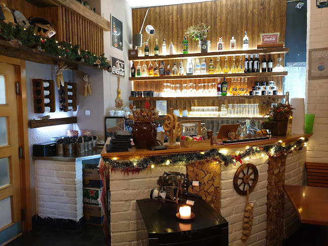 Opinii despre Mama Lucy în Staré Město - Gastronomie a pohostinství