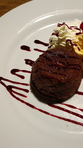 Opinii despre Krčma Středověk în Frýdek-Místek - Gastronomie a pohostinství