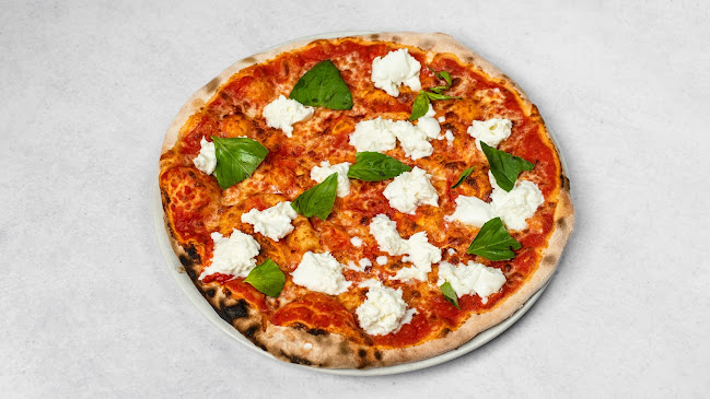 Pizzeria Kmotra Kavárna - Nové Město