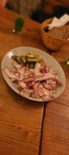 Opinii despre Rodinný Pivovar Kronl în Úšovice - Gastronomie a pohostinství