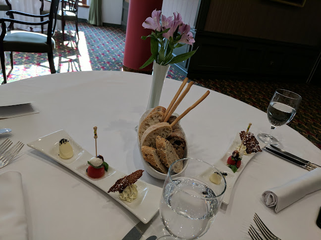 Opinii despre Restaurant Hradčany în Praha - Gastronomie a pohostinství