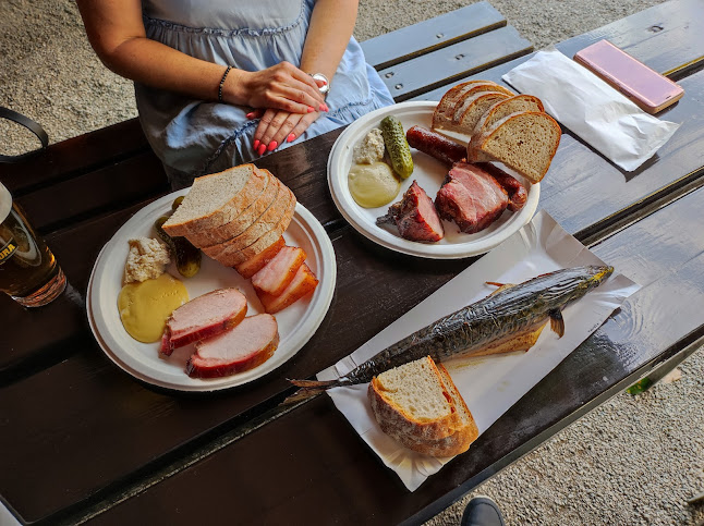 Hostinec U Zvěřinů & zahrádka