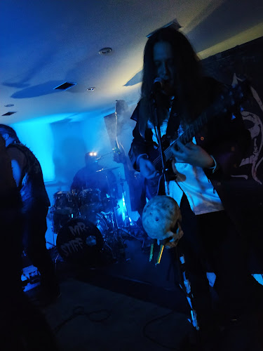 Hudební bar HUHÁČ - Gastronomie a pohostinství