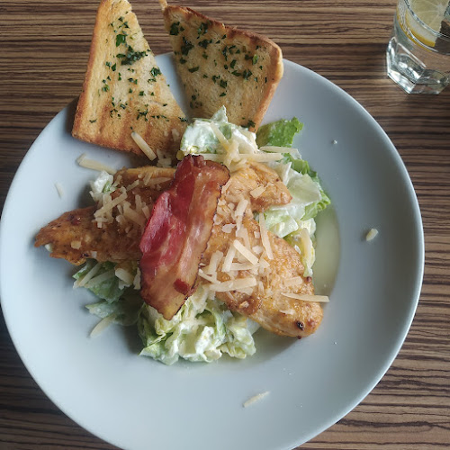 Opinii despre CafeHall în Znojmo - Gastronomie a pohostinství