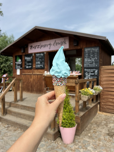 Opinii despre Zmrzlinový domek - točená zmrzlina, ledová tříšť în Nučnice - Gastronomie a pohostinství