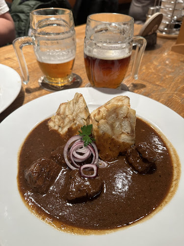Opinii despre Kozlovna U Paukerta în Staré Město - Gastronomie a pohostinství
