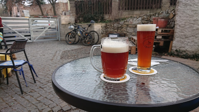 Řeporyjské nám. 126/1, 155 00 Řeporyje