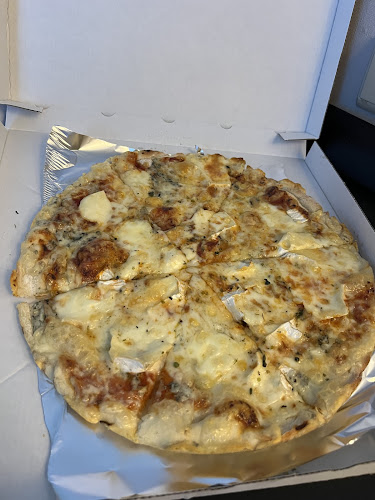 Pizzeria Piccolo - Gastronomie a pohostinství