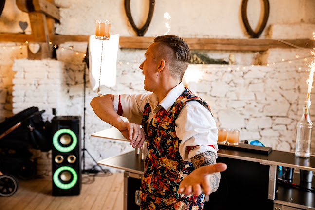 Štěpán Šimánek - Barmanská show a catering - Praha