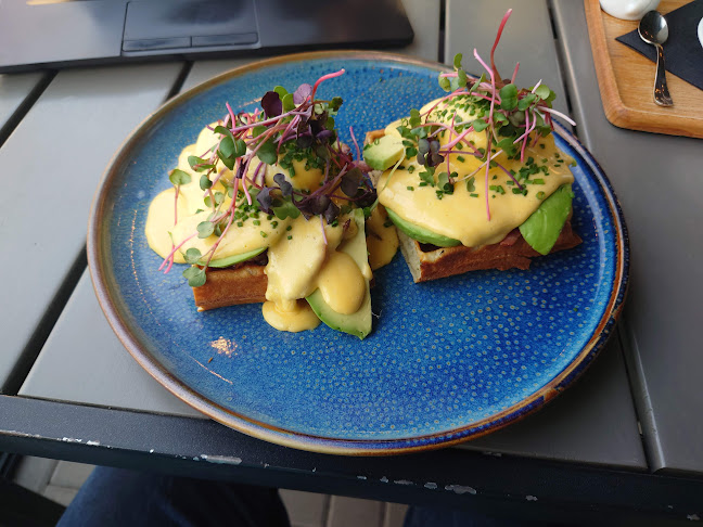 Opinii despre A Café în Ostrava - Gastronomie a pohostinství