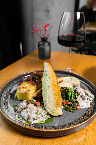 Pernerova 691/42, 186 00 Karlín