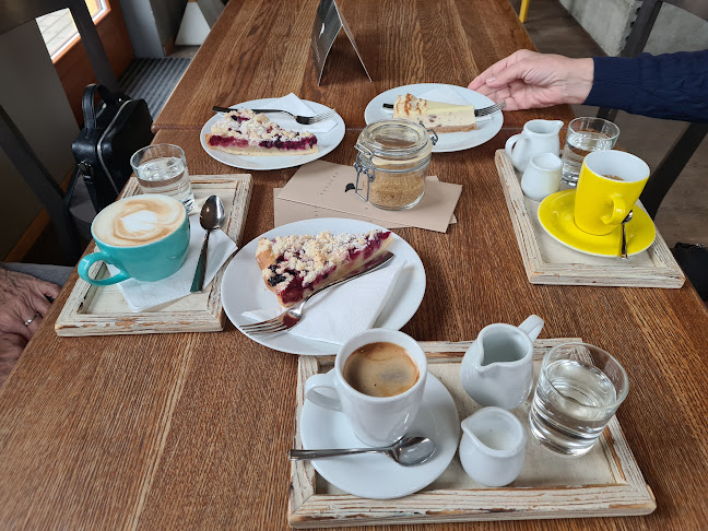 Bílá Vrána - Gastronomie a pohostinství