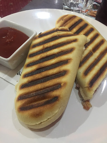 Tonino Lamborghini - Gastronomie a pohostinství