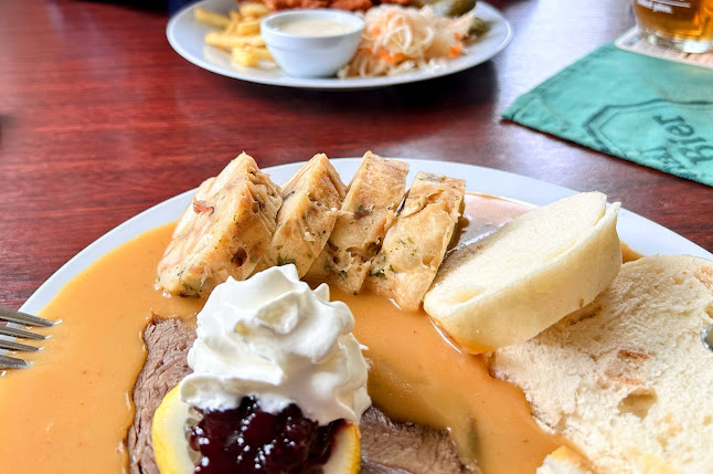 Opinii despre Restaurace U Slunce (penzion) în Dolní Kamenice - Gastronomie a pohostinství