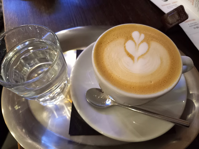 Opinii despre Škvorecký Café în Náchod - Gastronomie a pohostinství