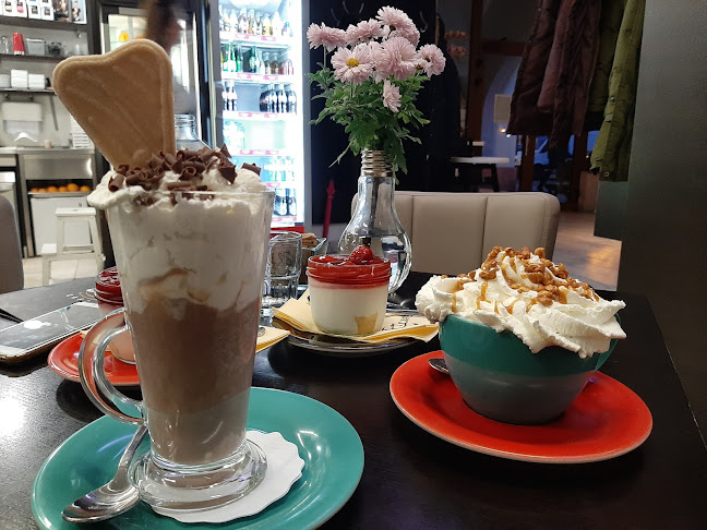 Es Café - Gastronomie a pohostinství