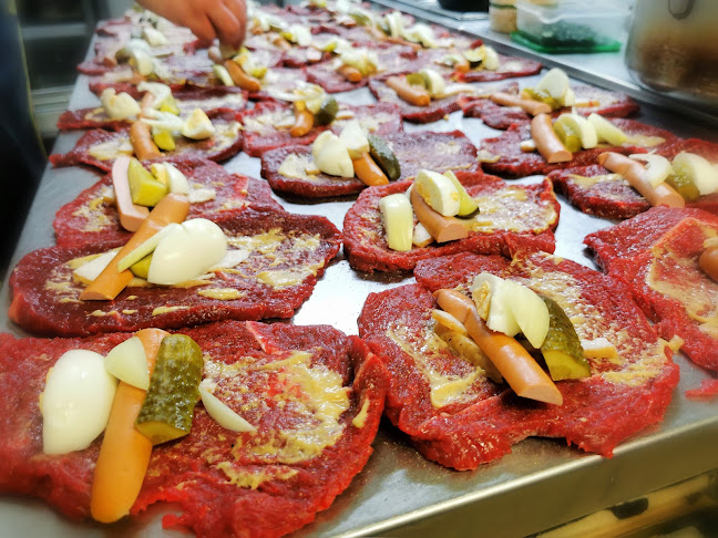 Opinii despre Krčma Středověk în Frýdek-Místek - Gastronomie a pohostinství