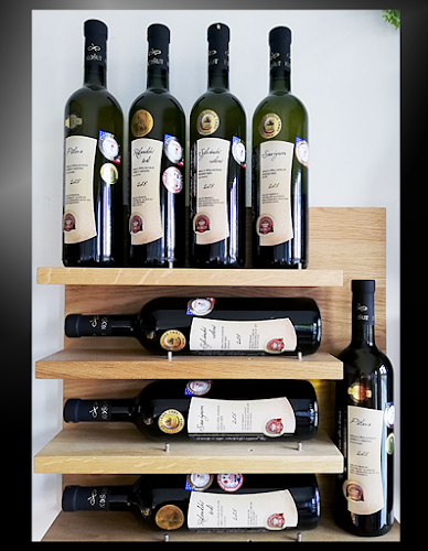 U Hostavického potoka 830/24, 198 00 Praha 14