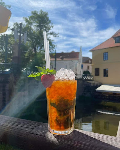 Pražská 2481/25, 301 00 Plzeň 3