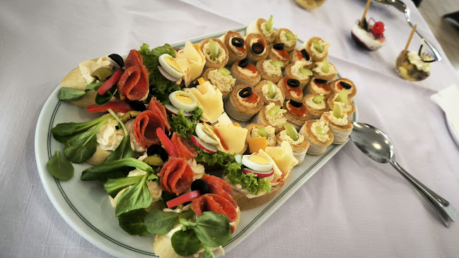 Opinii despre Hotelová škola, Teplice, příspěvková organizace - Školní jídelna în Teplice - Gastronomie a pohostinství