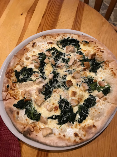 Opinii despre Pizzeria Restaurant Venezia în Boskovice - Gastronomie a pohostinství