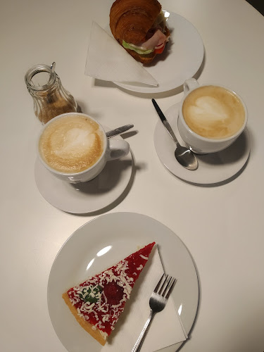 Kantýna a kavárna Strojovna - Brno