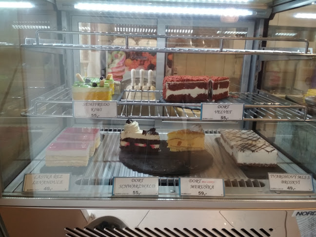 Pizzeria u Zamku - Gastronomie a pohostinství