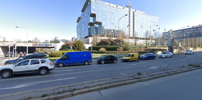 Cloud 9 Sky Bar & Lounge