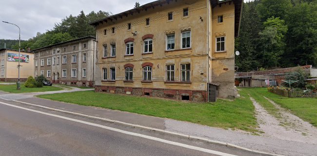 Vlastníma rukama Šárka Leichterová