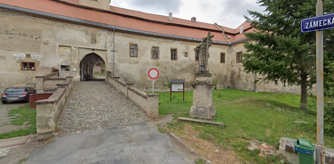 Zámecká kavárna & Kamenný Sál