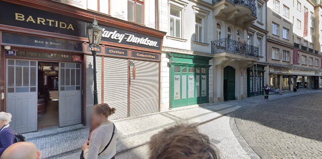 Restaurace HOOTERS Havelská