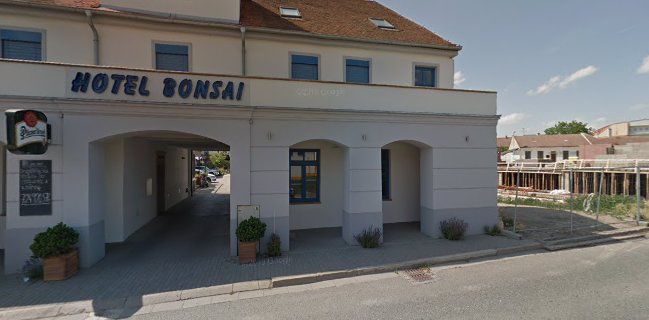 Vinárna hotelu Bonsai