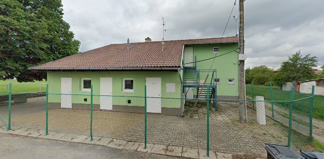 Hostinec na hřišti