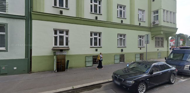 Karlíkova továrna na dorty